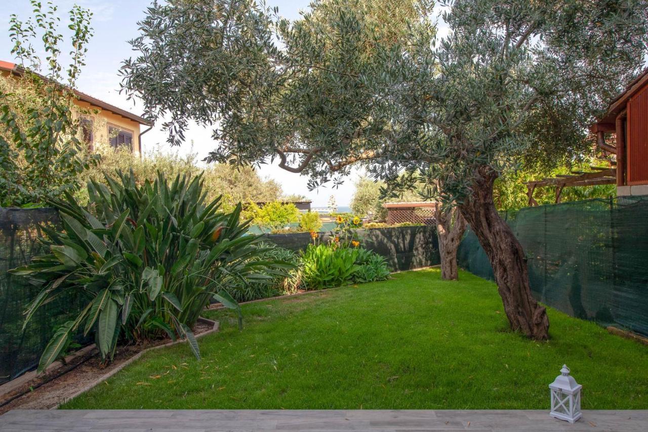 Domek Villa A 100Mt Dalla Spiaggia Capoterra Exterior photo